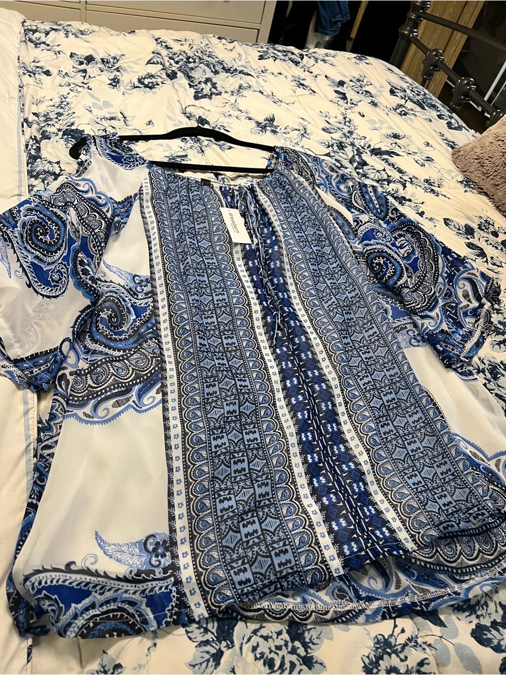 dressbarn Blue Paisley Peasant Tunic